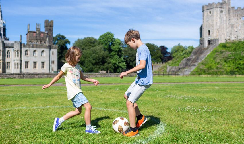cardiff castle public square